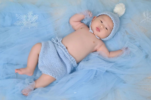 代怀选性别包生男孩摸孕妇肚子沾喜气